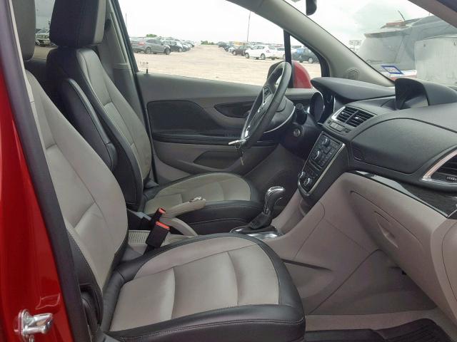 KL4CJCSB5FB120877 - 2015 BUICK ENCORE RED photo 5