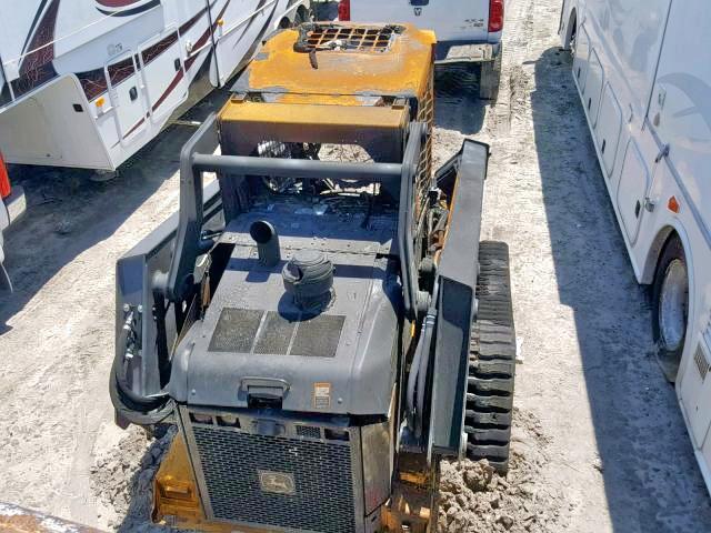 1T0331GMPJF340294 - 2018 JOHN DEERE 331G YELLOW photo 6