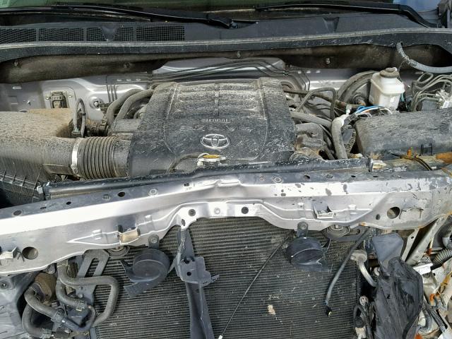 5TFDW5F16GX549099 - 2016 TOYOTA TUNDRA CRE SILVER photo 7