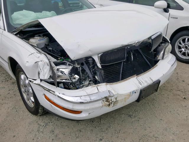 1G4CU5410Y4280200 - 2000 BUICK PARK AVENU WHITE photo 9