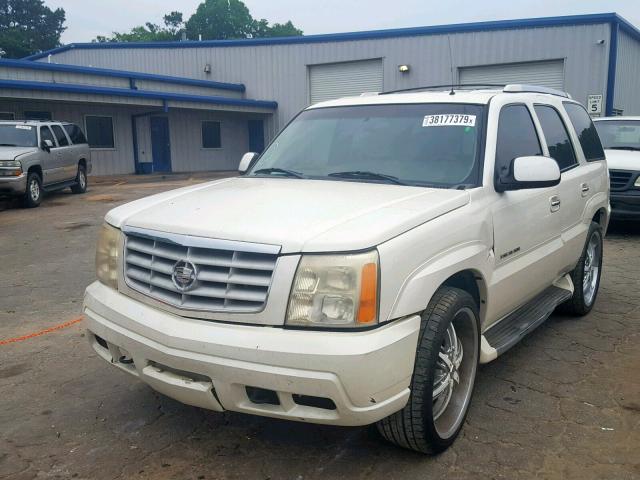 1GYEC63T82R177894 - 2002 CADILLAC ESCALADE L CREAM photo 2