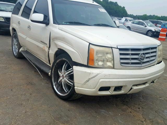 1GYEC63T82R177894 - 2002 CADILLAC ESCALADE L CREAM photo 9