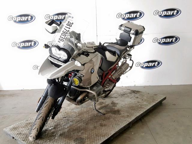 WB1046003CZX53204 - 2012 BMW R1200 GS WHITE photo 2