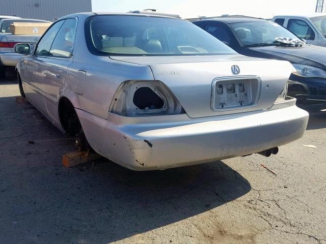 JH4UA2651TC009756 - 1996 ACURA 2.5TL SILVER photo 3