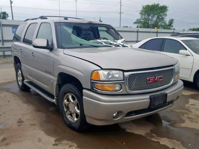 1GKEK63U94J117033 - 2004 GMC YUKON DENA SILVER photo 1