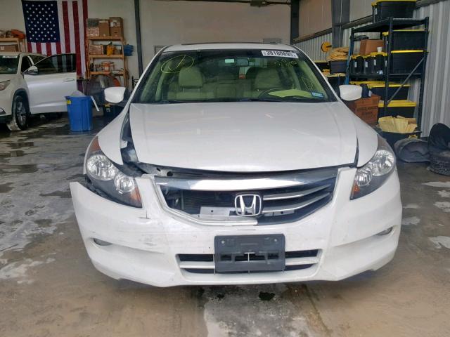 1HGCP3F87CA010970 - 2012 HONDA ACCORD EXL WHITE photo 9