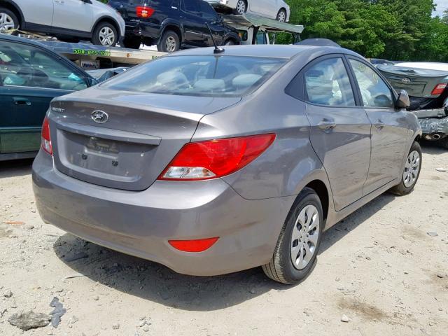 KMHCT4AE9HU377593 - 2017 HYUNDAI ACCENT SE GRAY photo 4