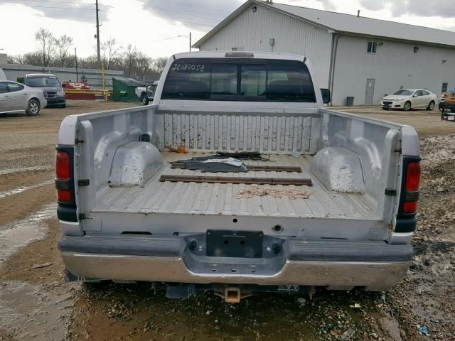 1B7MC33601J517188 - 2001 DODGE RAM 3500 SILVER photo 9