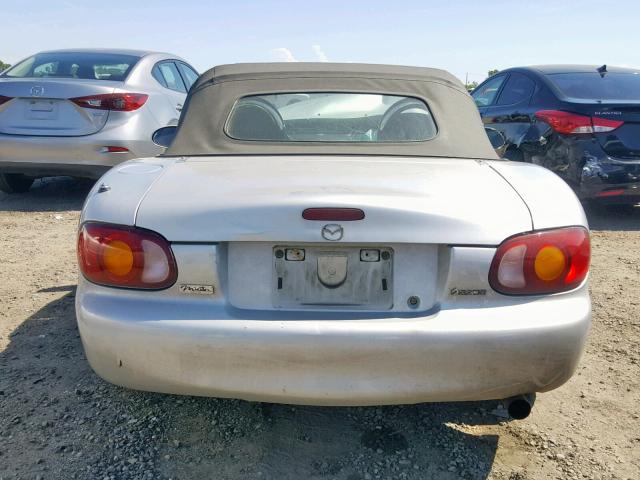 JM1NB353XX0138076 - 1999 MAZDA MX-5 MIATA SILVER photo 6