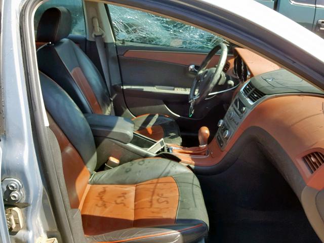 1G1ZK577694194243 - 2009 CHEVROLET MALIBU LTZ ლურჯი ფოტო 5