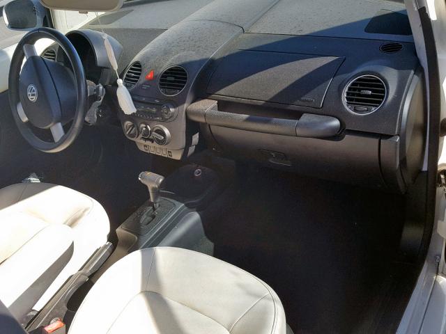 3VWFW31CX8M511109 - 2008 VOLKSWAGEN NEW BEETLE თეთრი ფოტო 9