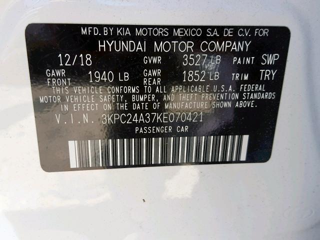 3KPC24A37KE070421 - 2019 HYUNDAI ACCENT SE WHITE photo 10