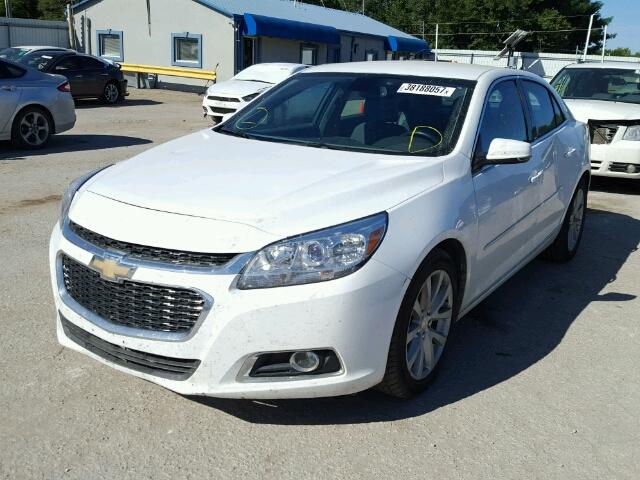 1G11D5SL4FF282252 - 2015 CHEVROLET MALIBU 2LT WHITE photo 2