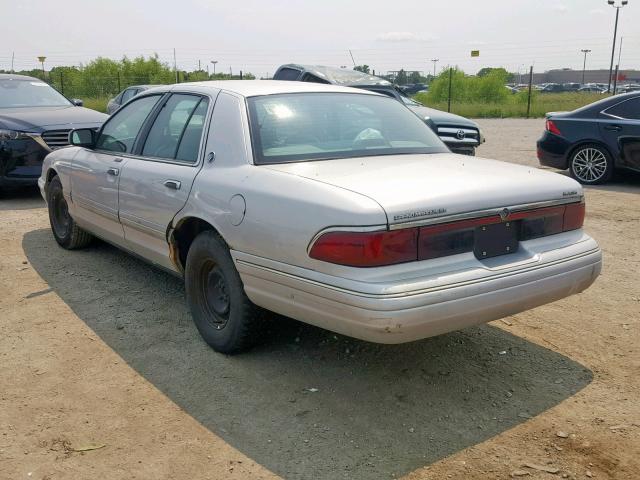 2MELM74W9TX704520 - 1996 MERCURY GRAND MARQ SILVER photo 3