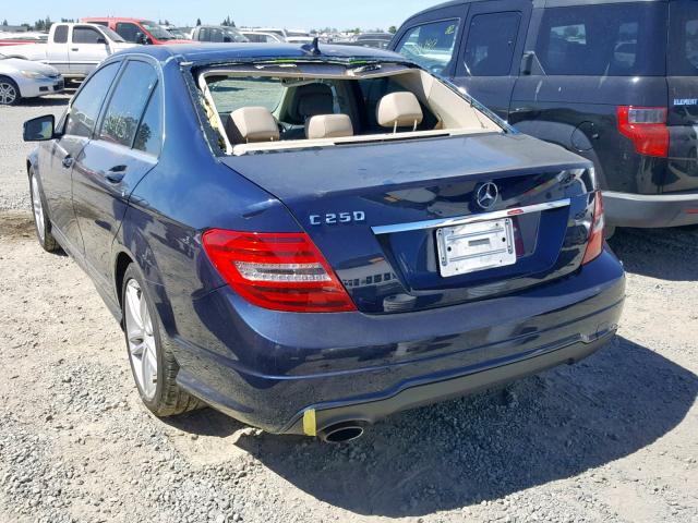 WDDGF4HB2CR212821 - 2012 MERCEDES-BENZ C 250 BLUE photo 3