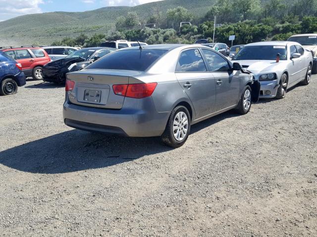 KNAFU4A2XB5432569 - 2011 KIA FORTE EX GRAY photo 4