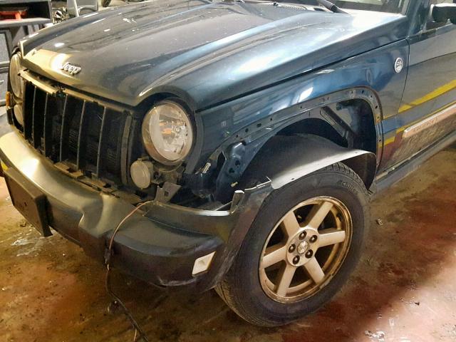 1J4GL58K06W101872 - 2006 JEEP LIBERTY LI GREEN photo 9