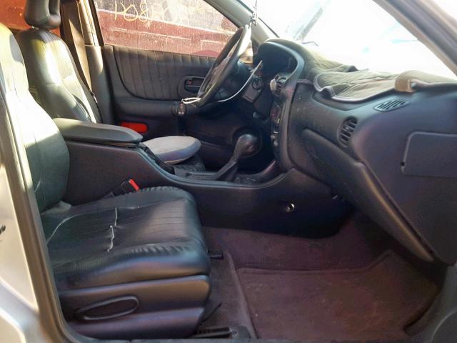 1G2WR52162F177403 - 2002 PONTIAC GRAND PRIX SILVER photo 5
