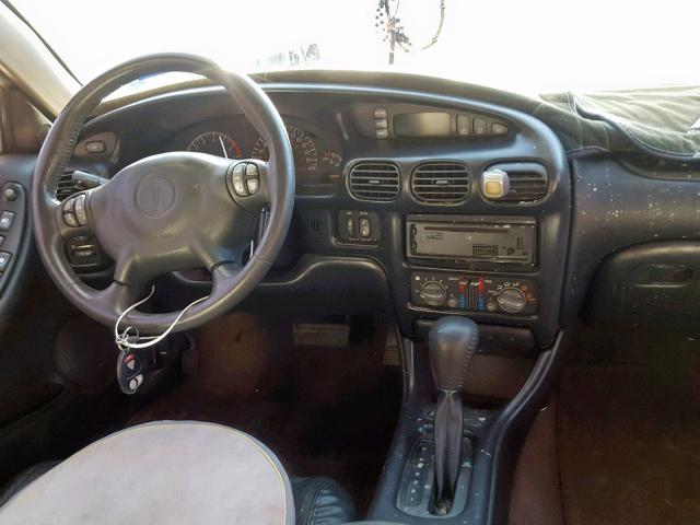 1G2WR52162F177403 - 2002 PONTIAC GRAND PRIX SILVER photo 9