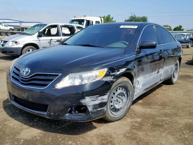 4T1BF3EK3BU132356 - 2011 TOYOTA CAMRY BASE BLACK photo 2