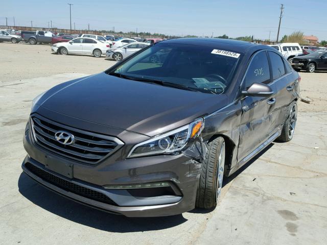 5NPE34AF1GH415140 - 2016 HYUNDAI SONATA SPO BROWN photo 2