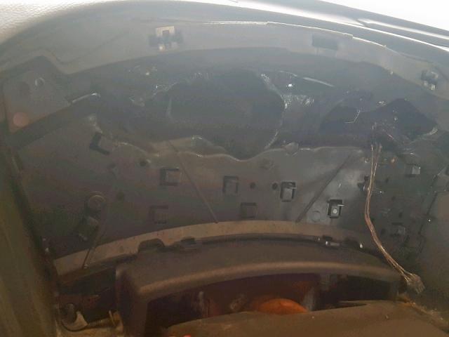 2G2WR554771149484 - 2007 PONTIAC GRAND PRIX SILVER photo 8