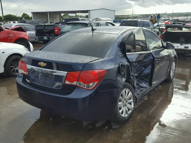 1G1PC5SH1B7226699 - 2011 CHEVROLET CRUZE LS BLUE photo 4