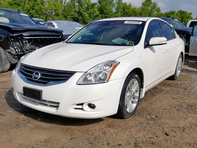 1N4BL2AP1CC119837 - 2012 NISSAN ALTIMA SR WHITE photo 2