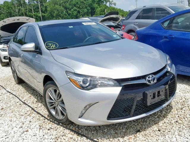 4T1BF1FK3HU330088 - 2017 TOYOTA CAMRY LE SILVER photo 1