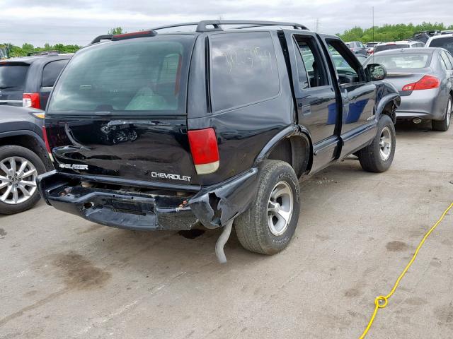 1GNCS13X33K111910 - 2003 CHEVROLET BLAZER BLACK photo 4