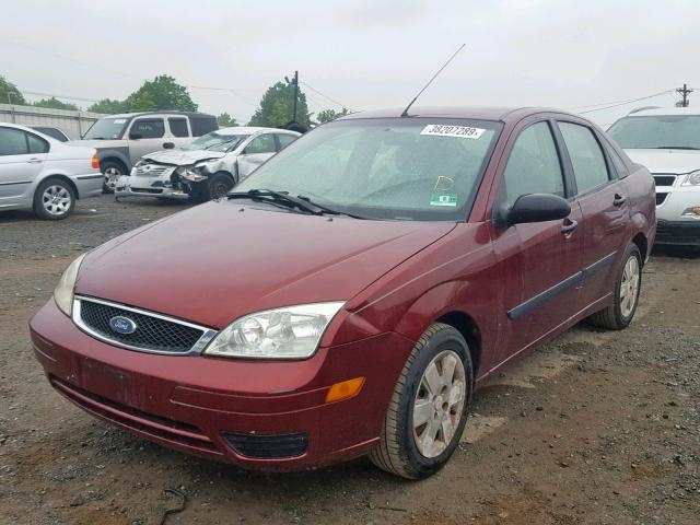 1FAFP34N66W122564 - 2006 FORD FOCUS ZX4 RED photo 2