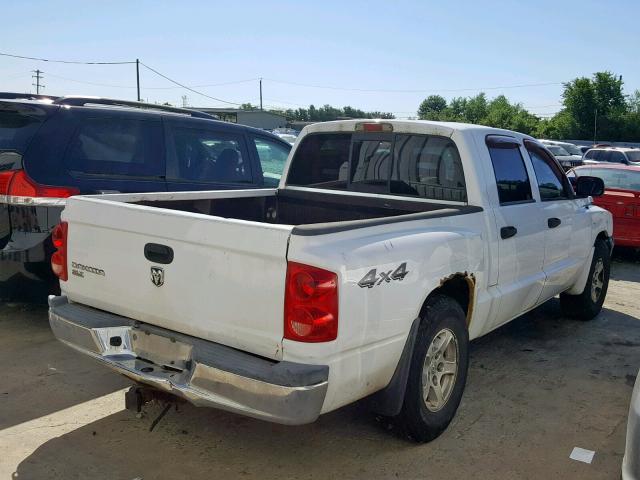 1D7HW48K55S207760 - 2005 DODGE DAKOTA QUA WHITE photo 4