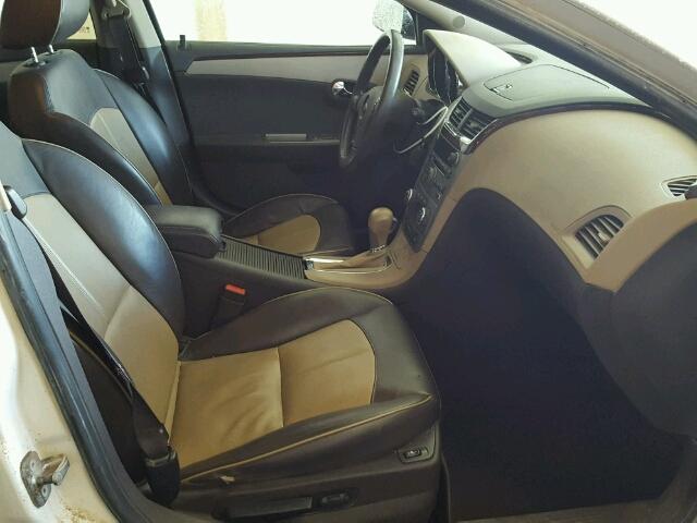 1G1ZE5E18BF329951 - 2011 CHEVROLET MALIBU LTZ 白色 照片 5