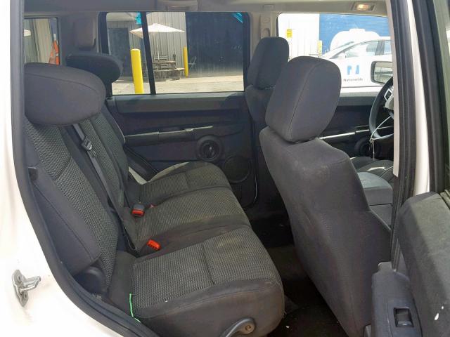 1J8HG48K58C125123 - 2008 JEEP COMMANDER WHITE photo 6