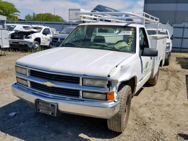 1GCGC34R4TZ203764 - 1996 CHEVROLET GMT-400 C3 WHITE photo 2