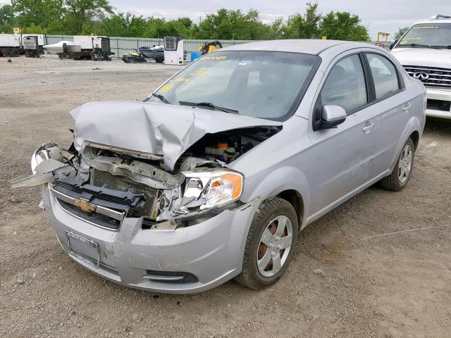 KL1TD5DE5AB048126 - 2010 CHEVROLET AVEO LS SILVER photo 2