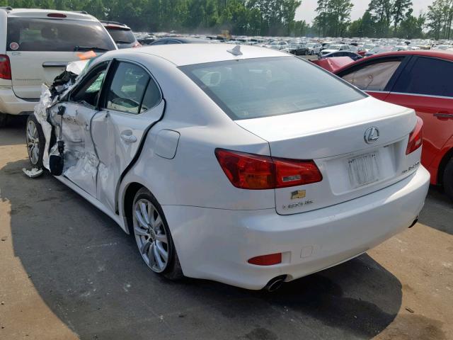 JTHCK262072015218 - 2007 LEXUS IS 250 WHITE photo 3