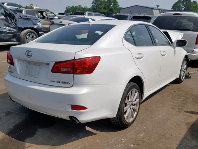 JTHCK262072015218 - 2007 LEXUS IS 250 WHITE photo 4