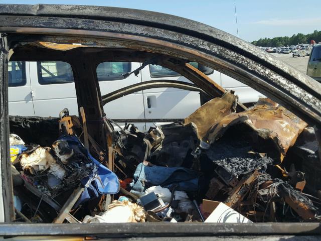 1GKS2HKJ6JR282847 - 2018 GMC YUKON XL D BURN photo 5