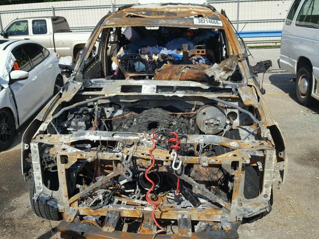 1GKS2HKJ6JR282847 - 2018 GMC YUKON XL D BURN photo 9