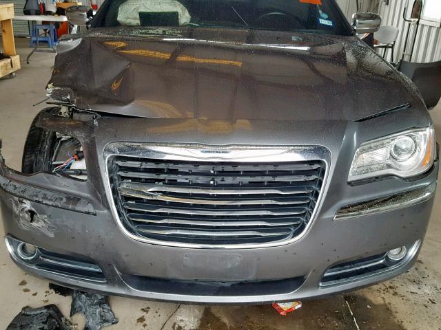 2C3CA5CG2BH617161 - 2011 CHRYSLER 300 LIMITE GRAY photo 7