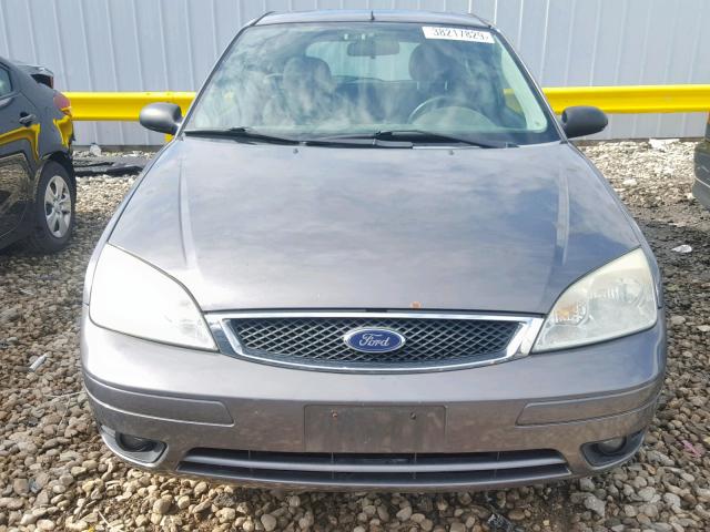 1FAHP31N77W167351 - 2007 FORD FOCUS ZX3 GRAY photo 9