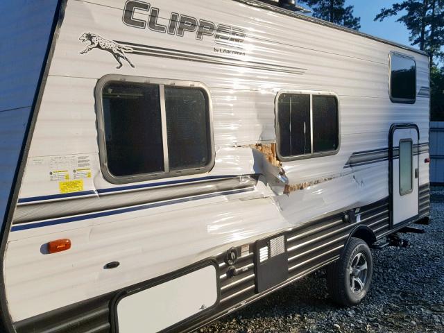 5ZT2CWFC1JJ119240 - 2018 COACH CLIPPER WHITE photo 9