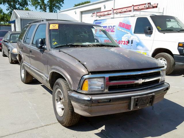 1GNCS13W2V2174345 - 1997 CHEVROLET BLAZER BROWN photo 1