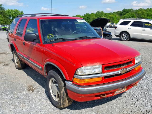 1GNDT13W51K199901 - 2001 CHEVROLET BLAZER RED photo 1