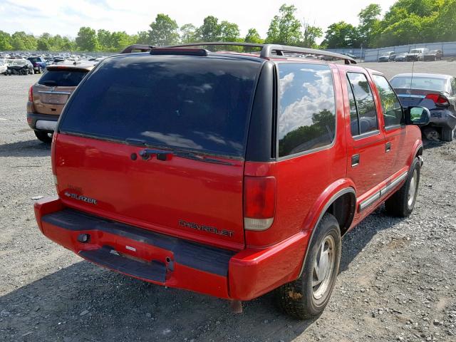 1GNDT13W51K199901 - 2001 CHEVROLET BLAZER RED photo 4