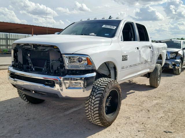 3C6UR5FJ2JG106930 - 2018 RAM 2500 LARAM WHITE photo 2