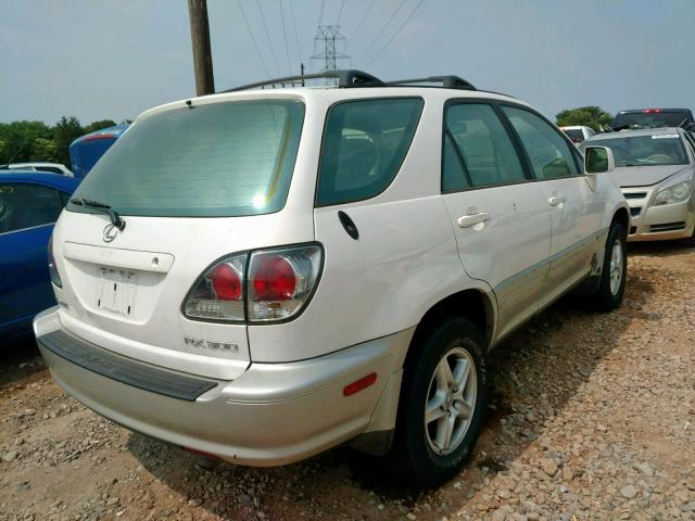 JTJGF10U210111945 - 2001 LEXUS RX 300 WHITE photo 4