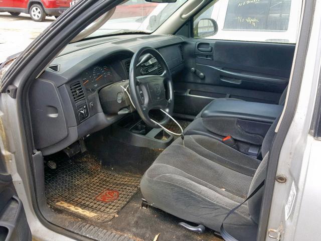 1B7GG22X51S255538 - 2001 DODGE DAKOTA GRAY photo 5