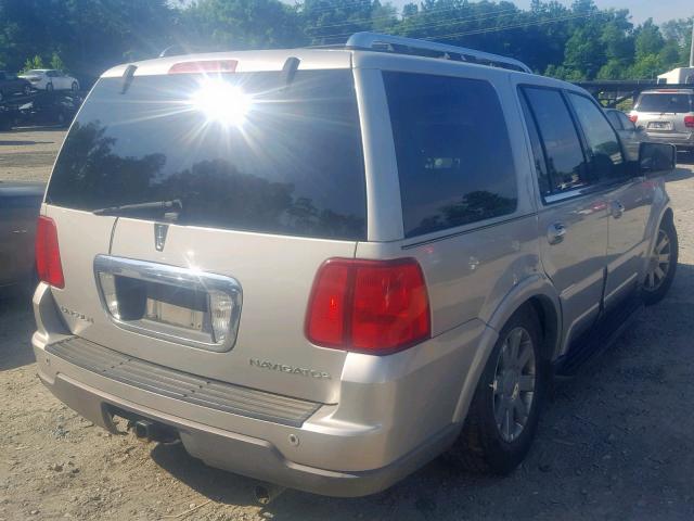 5LMFU28R94LJ34158 - 2004 LINCOLN NAVIGATOR 银色 照片 4
